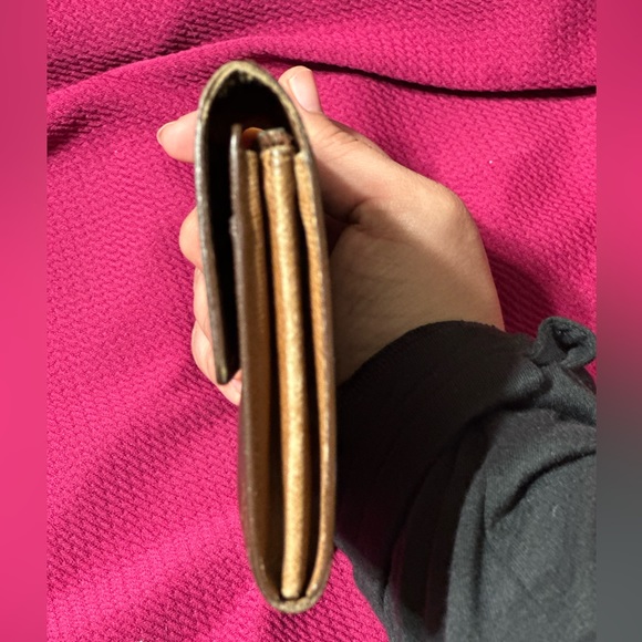Authentic Louis Vuitton Monogram wallet - Picture 3 of 10